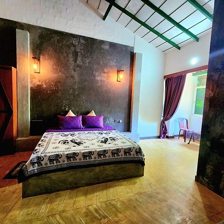 Happy Cocos Beach House Waskaduwa Bagian luar foto