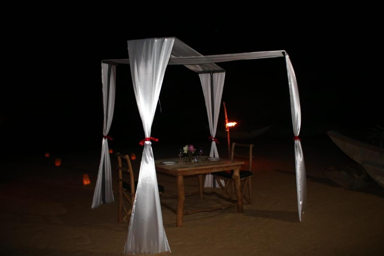 Happy Cocos Beach House Waskaduwa Bagian luar foto