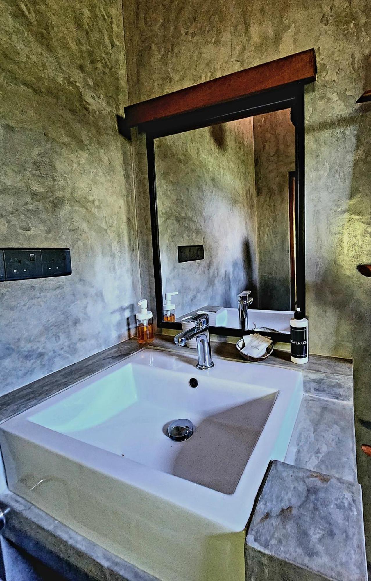 Happy Cocos Beach House Waskaduwa Bagian luar foto
